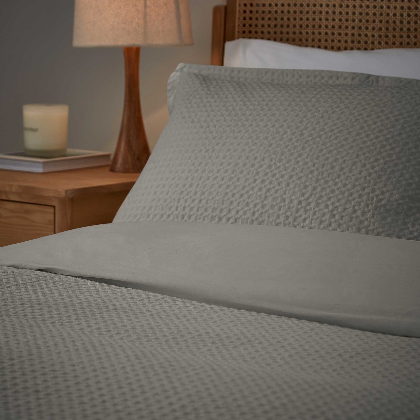 Lida, Cloud Grey