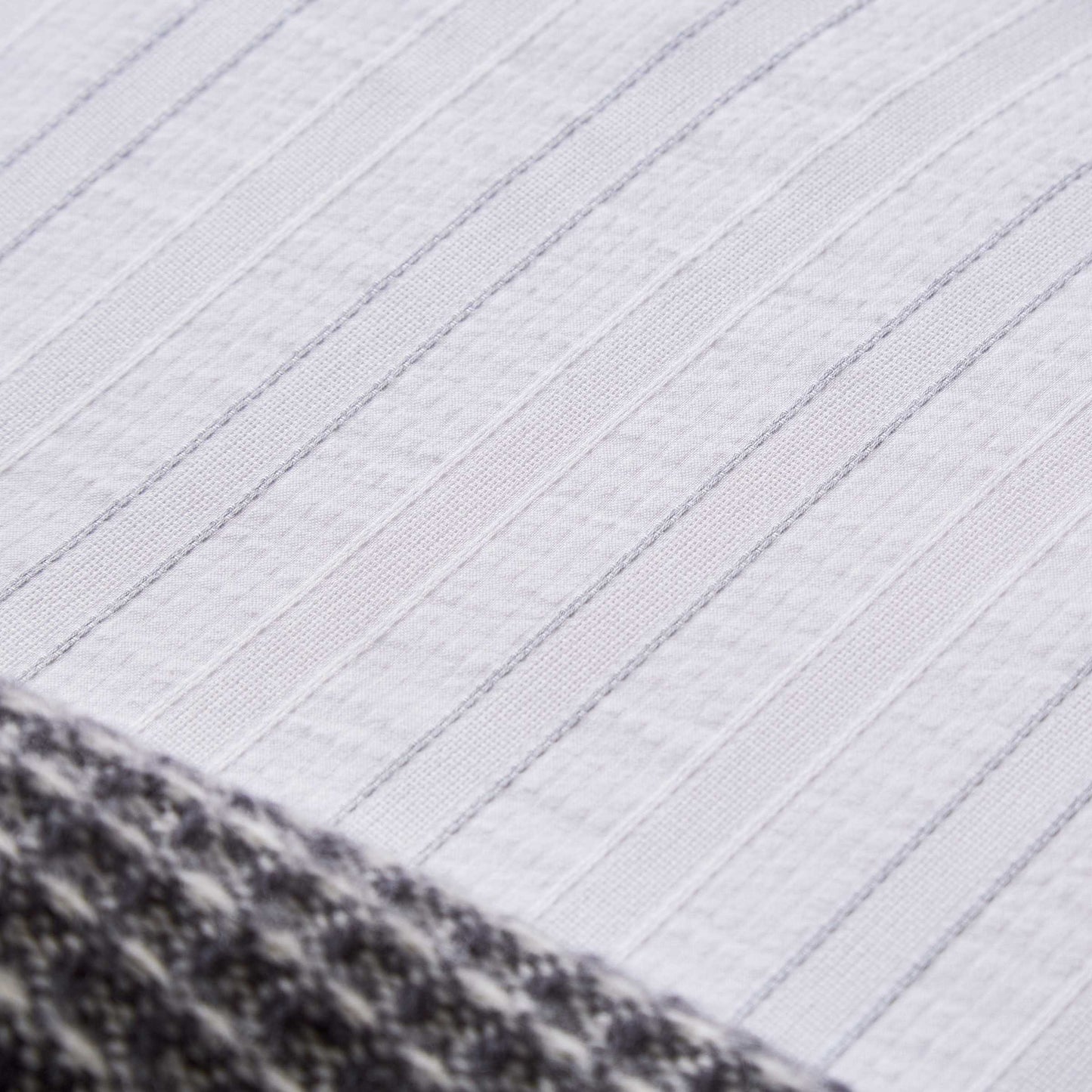 Laurel, Cloud Grey