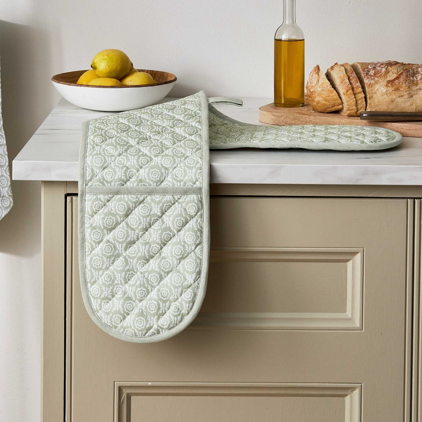 Thea Double Oven Glove, Mourne Green