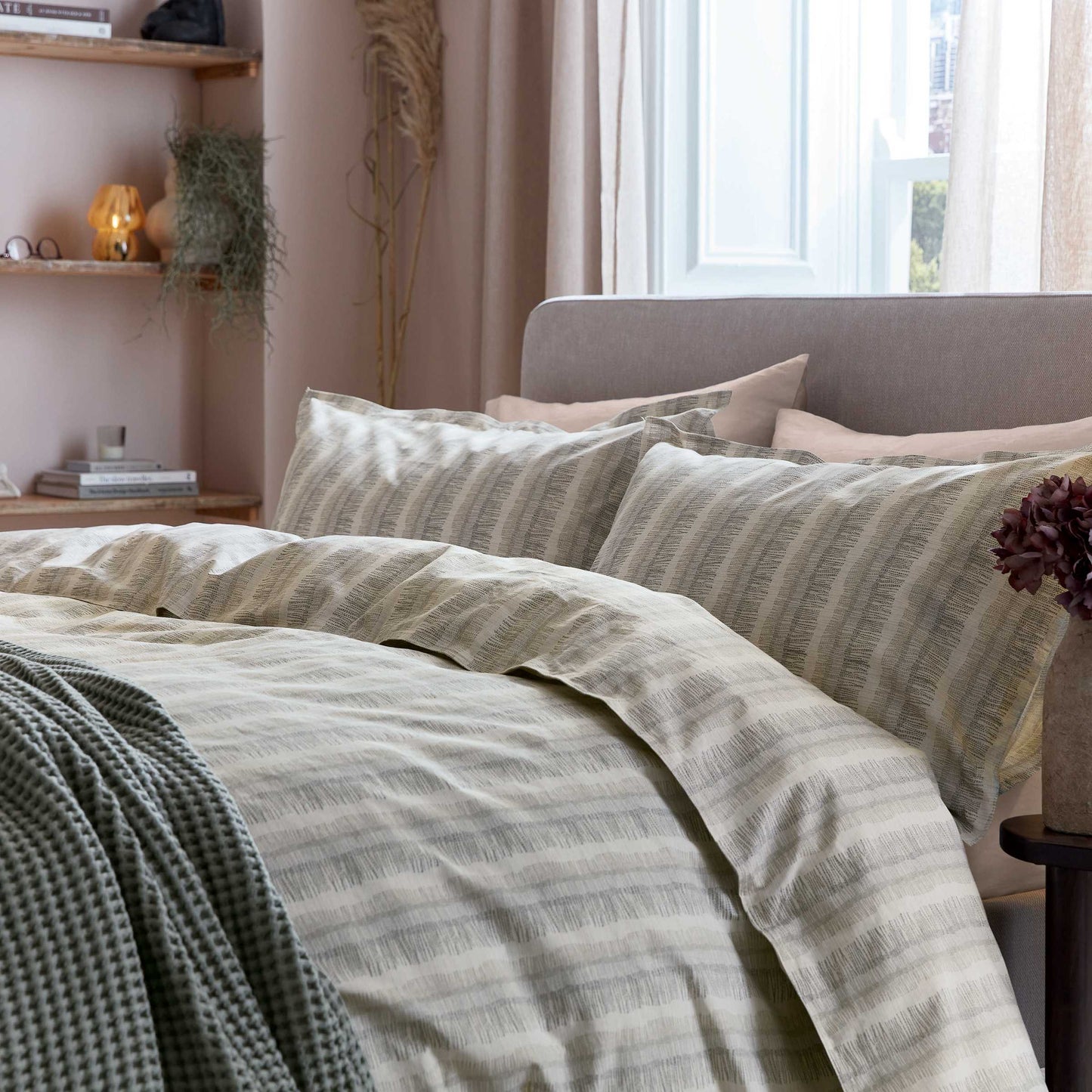 Moya Duvet Cover Set, Charcoal/Canvas Cream