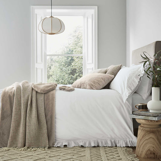 Beth Duvet Cover, White