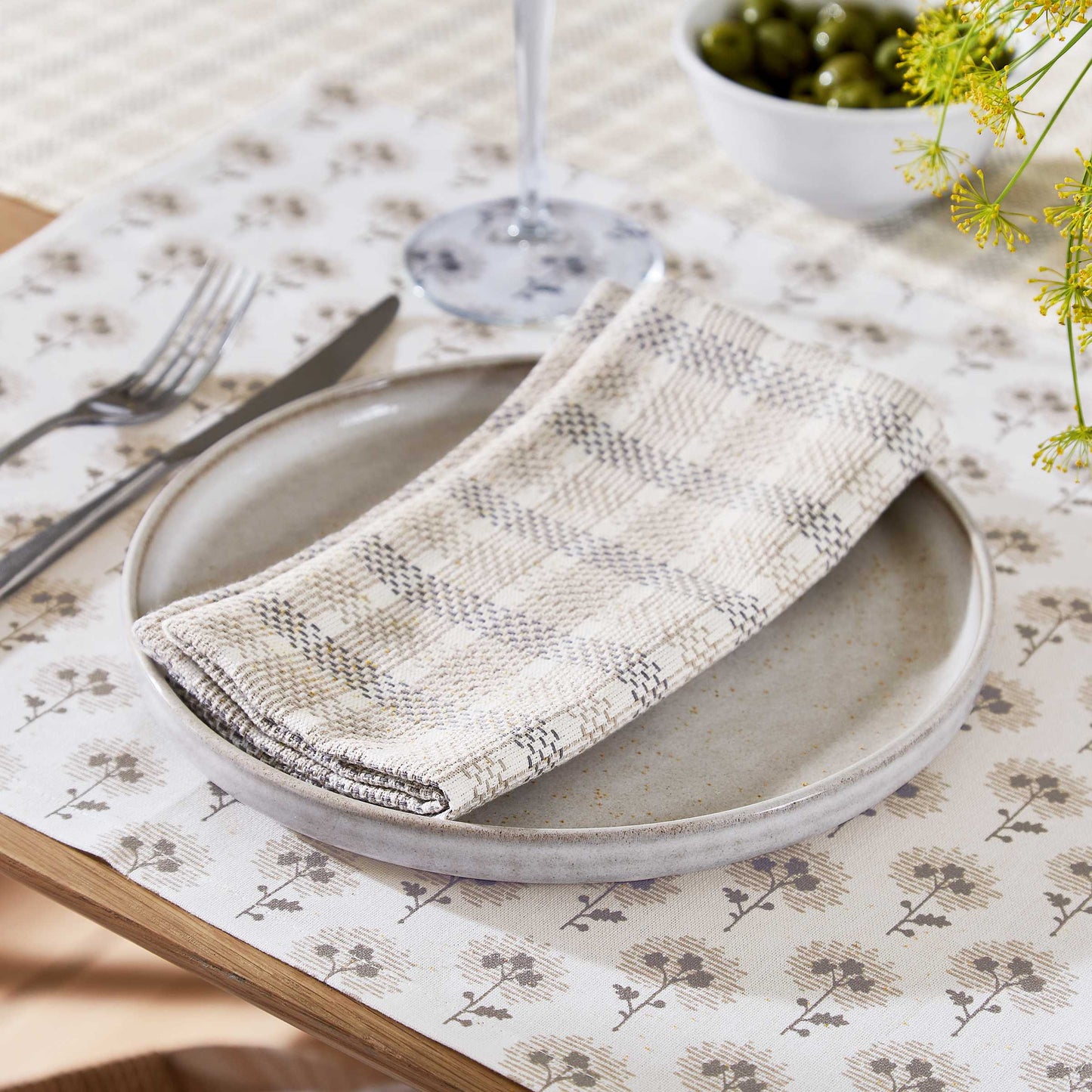 Tara & Ebba Linen & Storm Grey Kitchen Collection