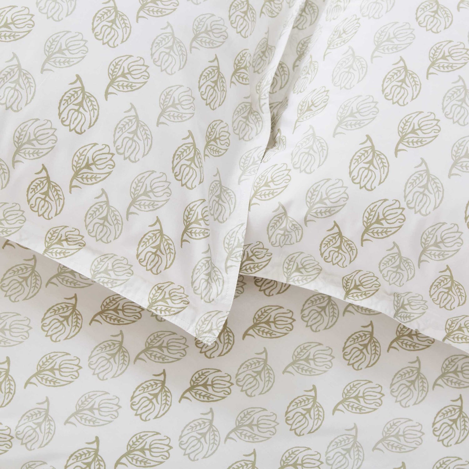 Green Leaf Patterned Murmur Bedding