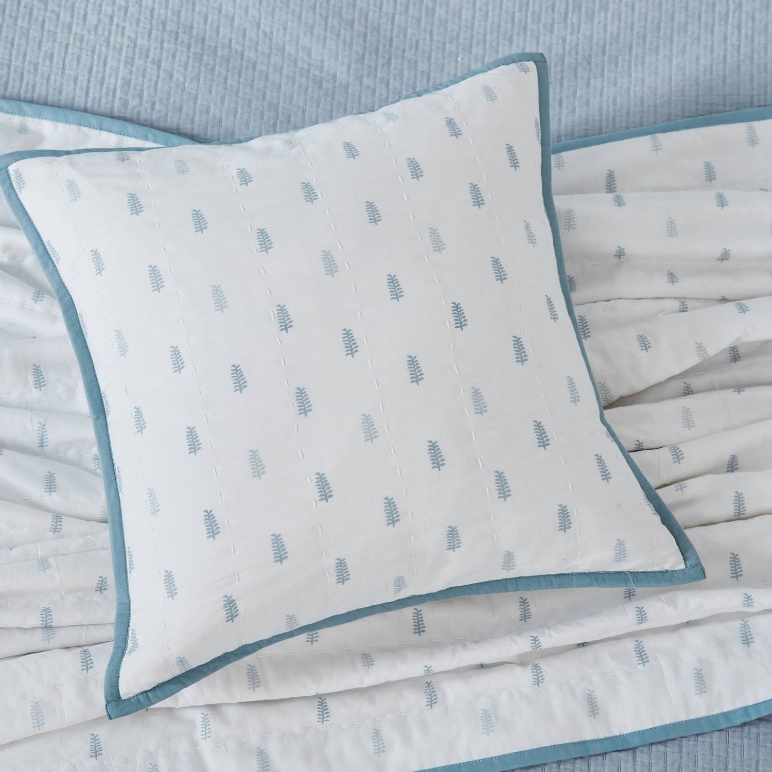 Fearne Cushion