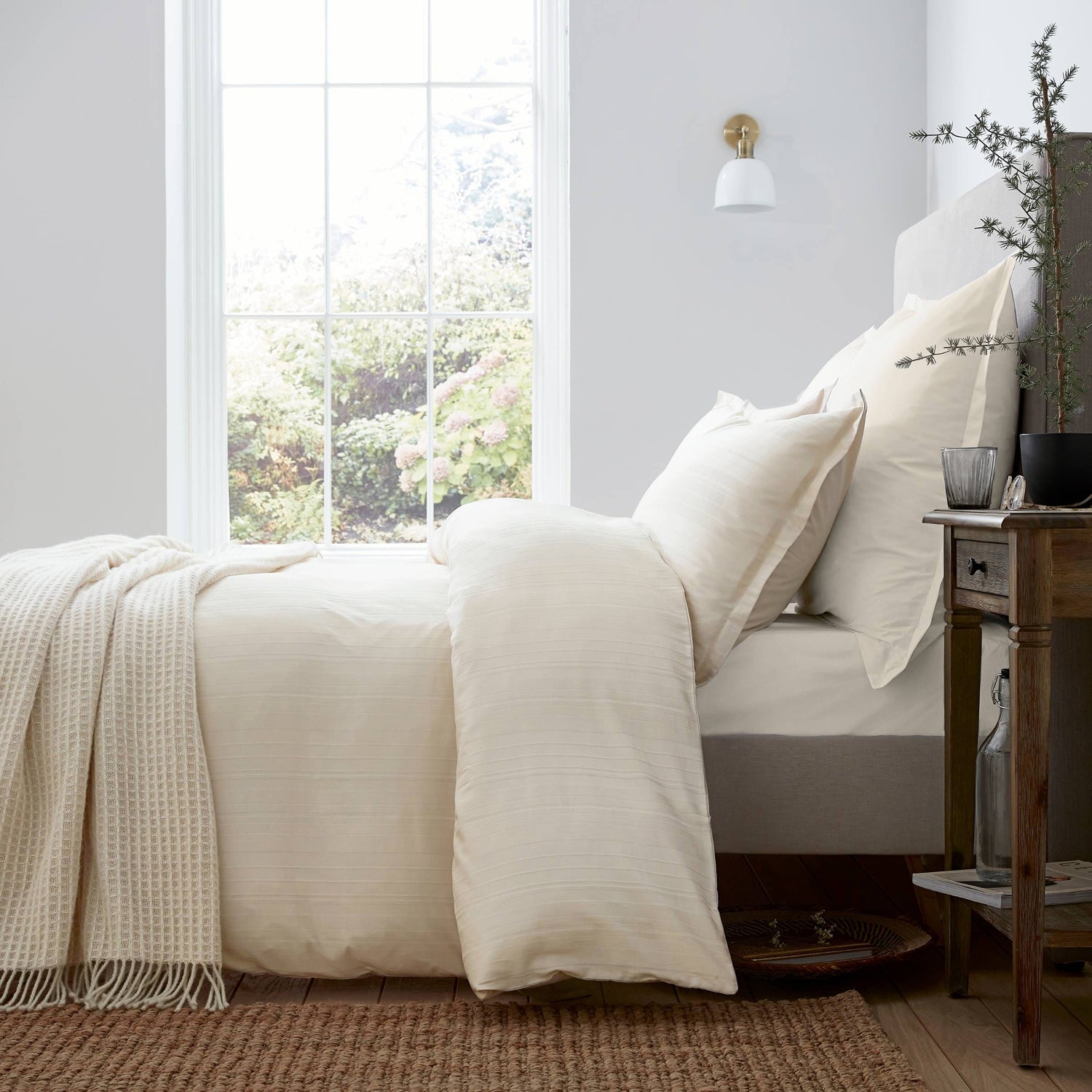 Seren Bedding Ivory